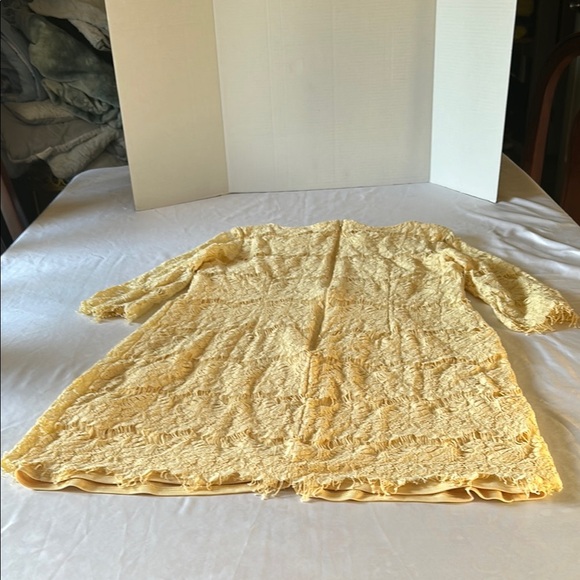 Yellow Sheath Dress with 3/4 Bell Sleeves and Scoop Neck - Picture 10 of 10